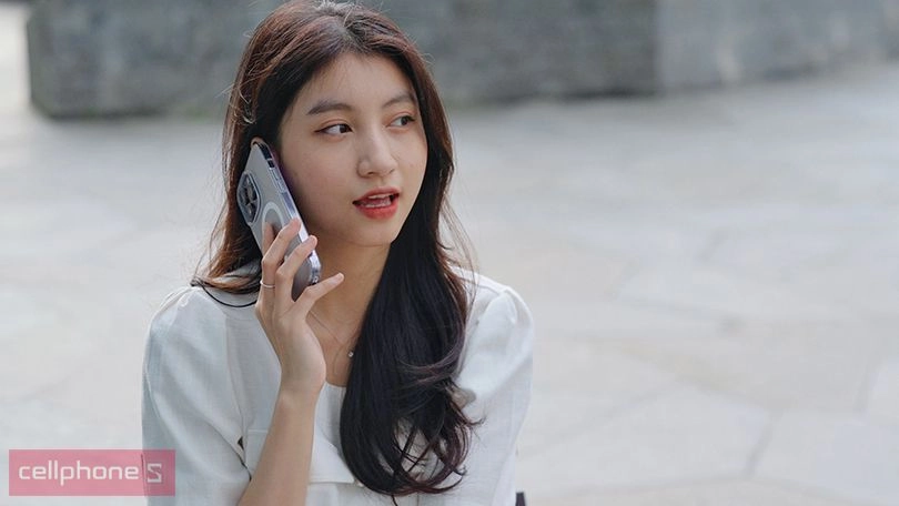 Ốp lưng Uniq chống sốc, kháng khuẩn