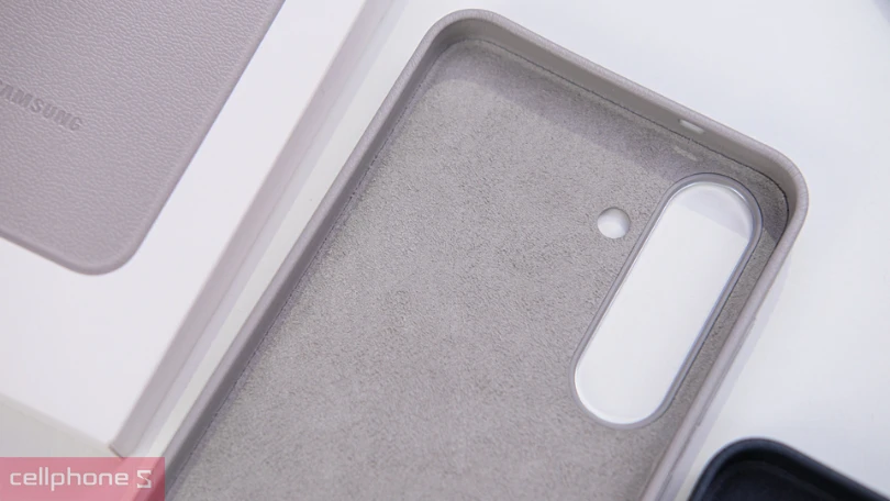 Ốp lưng Samsung Galaxy S25 Plus Kindsuit chính hãng - Sang trọng và trọng lượng gọn nhẹ