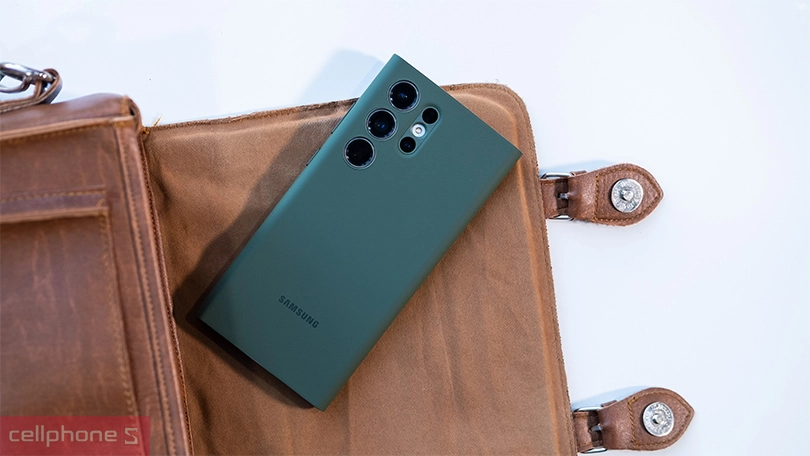 Ốp lưng Samsung Galaxy S23 Ultra Leather Cover - Chất liệu da thật, cực bền bỉ