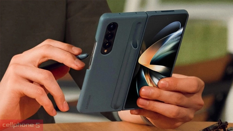 Tại sao nên trang bị ốp lưng Samsung Galaxy Z Fold 6 chính hãng?