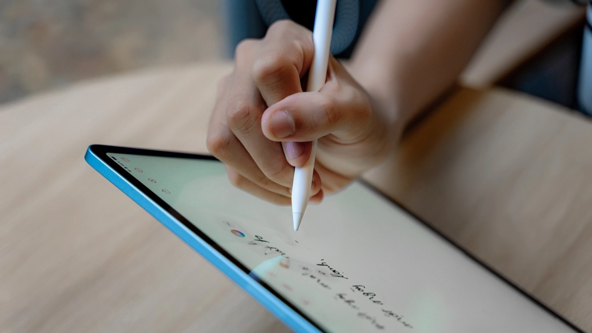 Apple Pencil Pro hỗ trợ sáng tạo