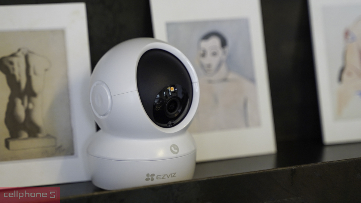 Khả năng xoay quét giúp một camera bao quát cả phòng