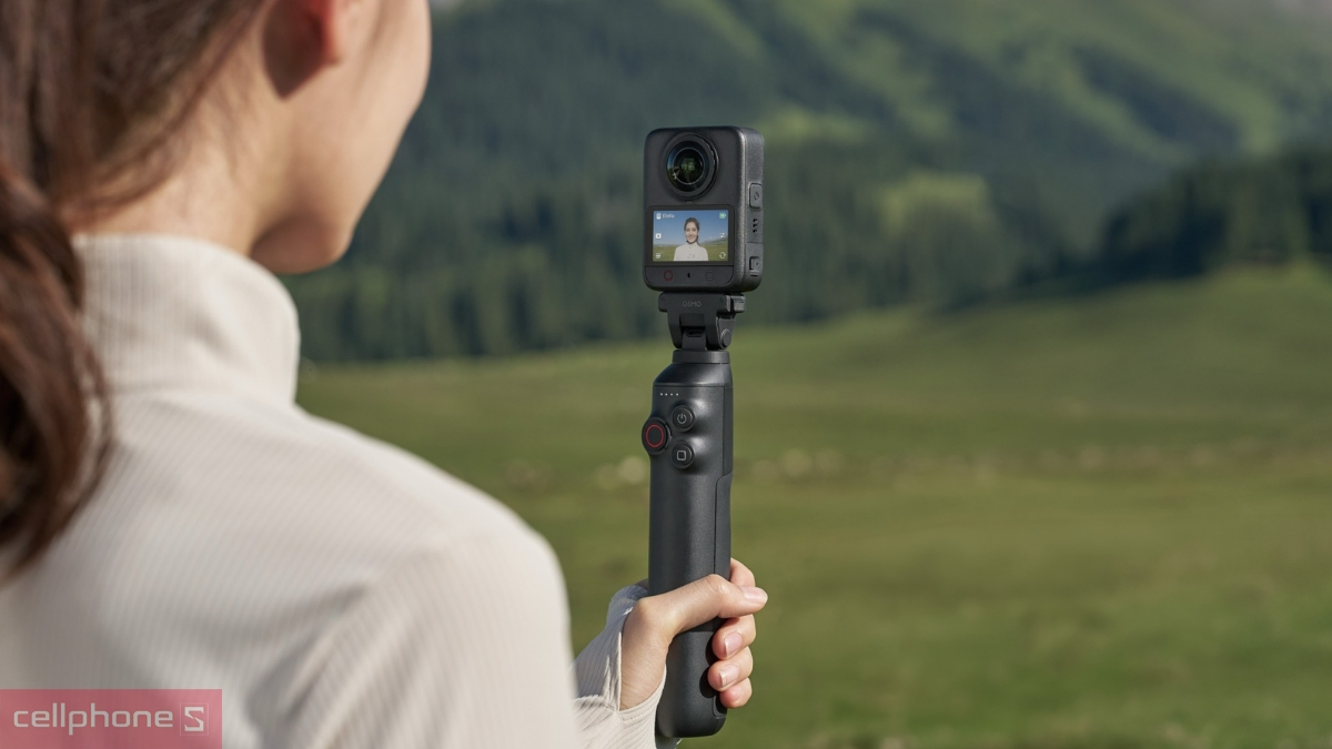 Osmo 360 II nổi bật với viên pin bền bỉ