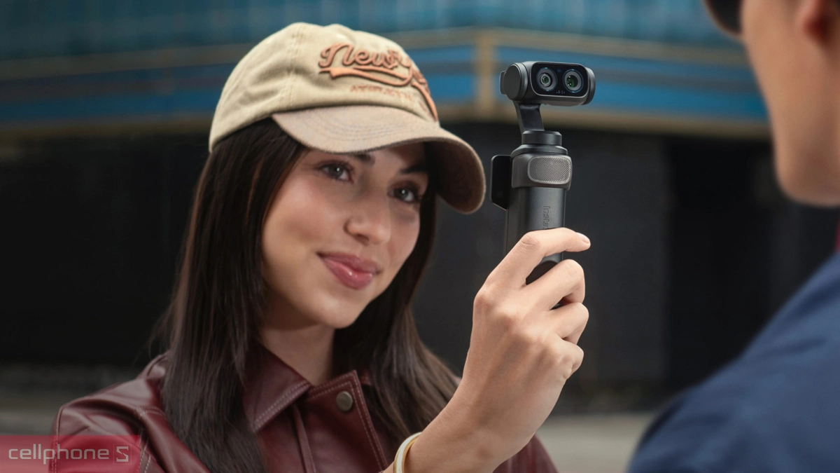 Màu sắc Leica Chrome trên Insta360 Luna Ultra Standard Bundle