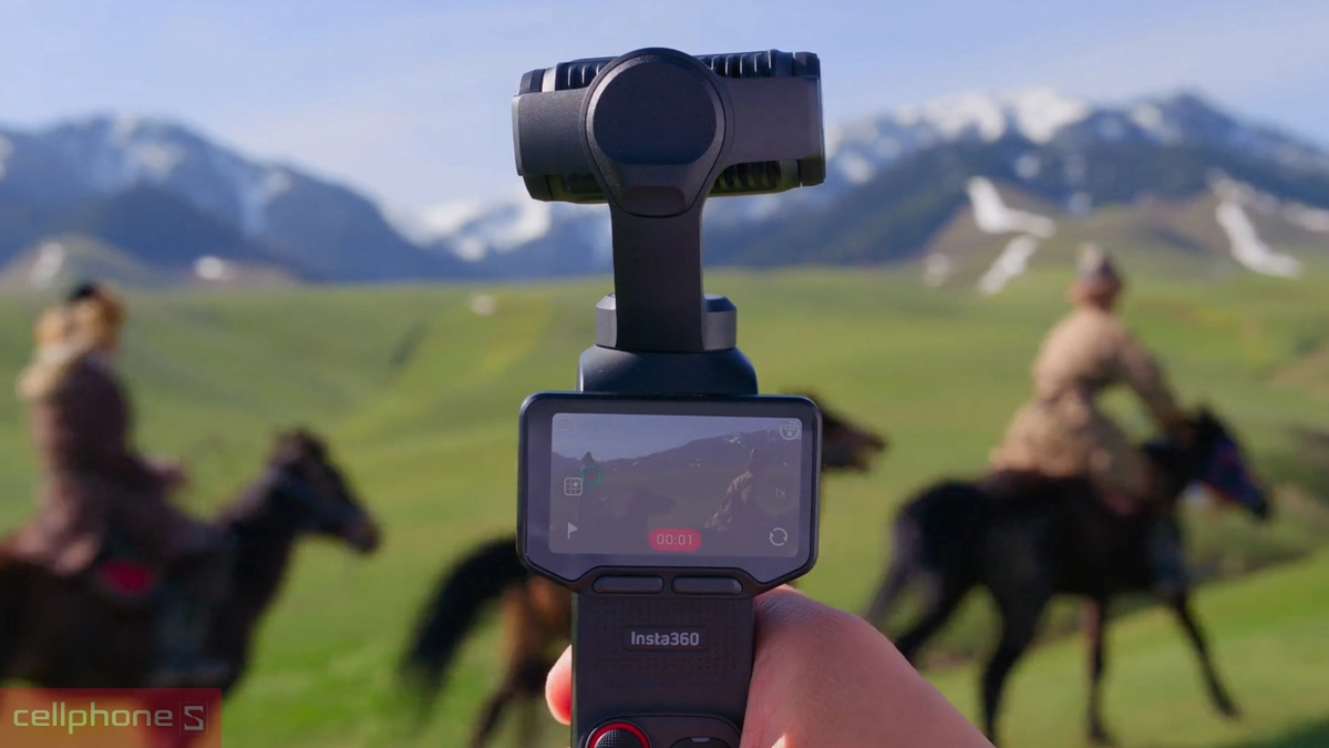 Công nghệ Deep Track 5.0 trên Insta360 Luna Ultra Creator Bundle