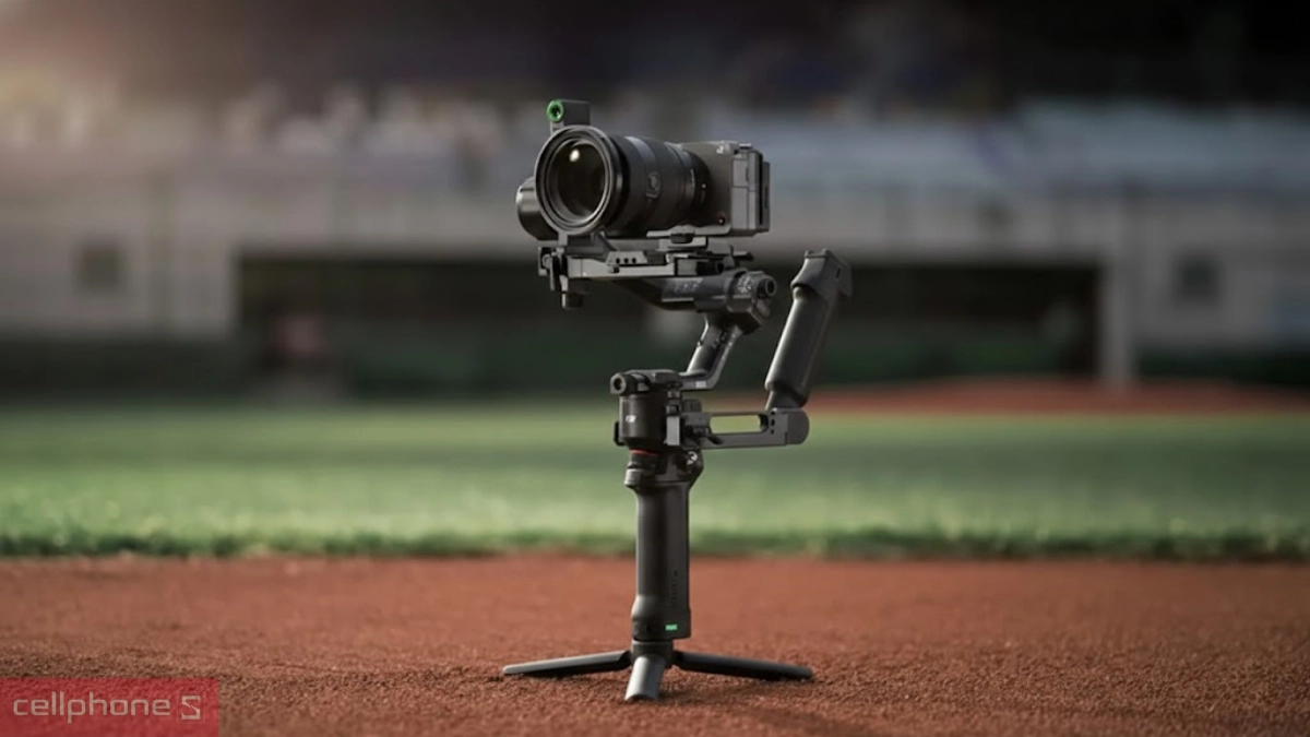 Kiểm soát khung hình chuẩn xác Gimbal DJI Ronin-RS5 Combo