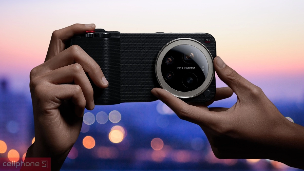 Pin 2000mAh tích hợp ốp lưng Xiaomi 17 Ultra chính hãng kèm phụ kiện chụp ảnh