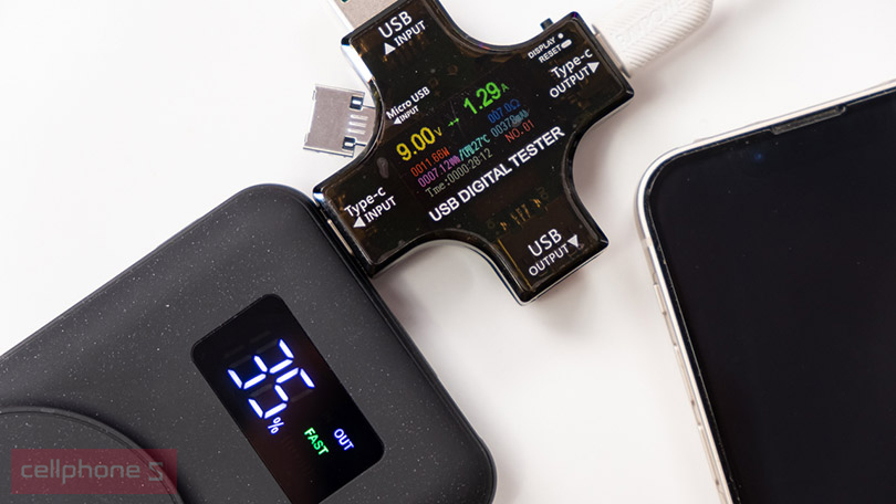 Khả năng sạc cùng lúc nhiều thiết bị với tốc độ cao