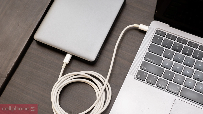 Pin sạc phòng Aukey Sprint 20000 mAh sạc nhanh 100W USB C PD 3.0 PB Y44 - Dung lượng pin khủng 20000 mAh