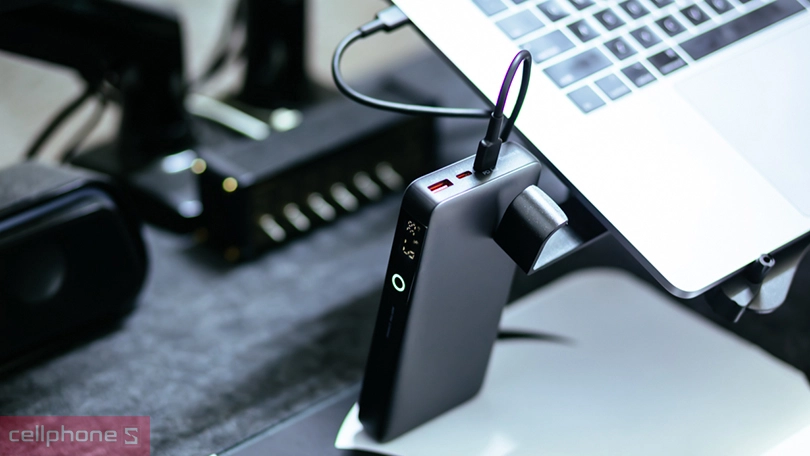 Pin sạc phòng Aukey Sprint-X 20000mAh sạc nhanh 65W USB-C PD 3.0 PB-Y43: thiết kế compact, sạc nhanh