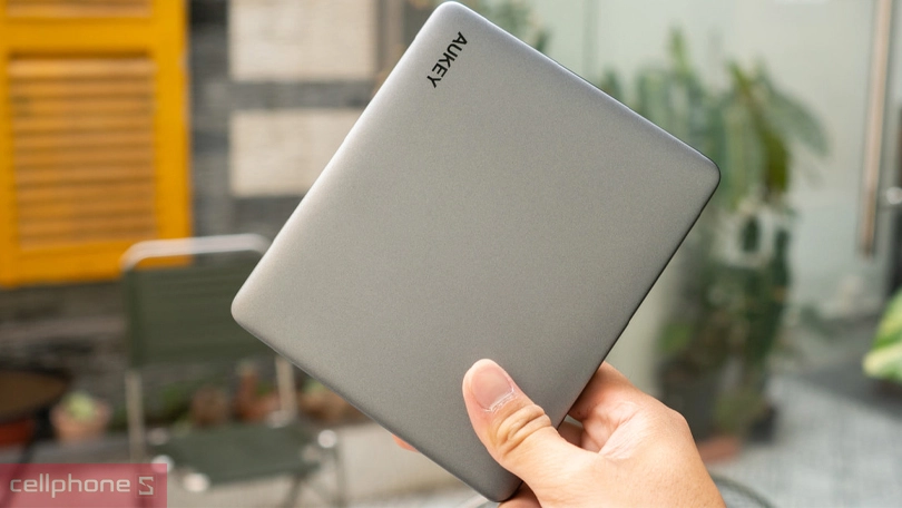 Sạc dự phòng Aukey của nước nào?