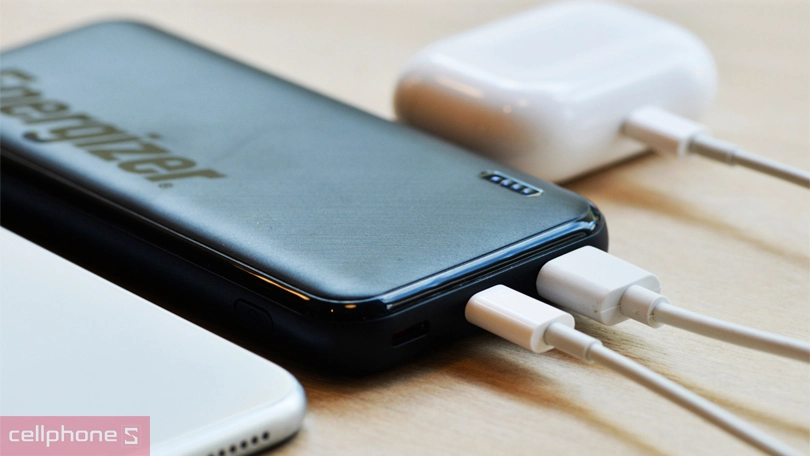 Dung lượng pin sạc dự phòng Energizer UE10055PQ