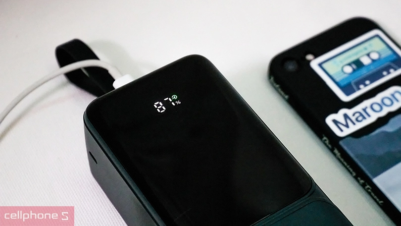 Pin dự phòng Robot 40000mAh 22.5W RT40