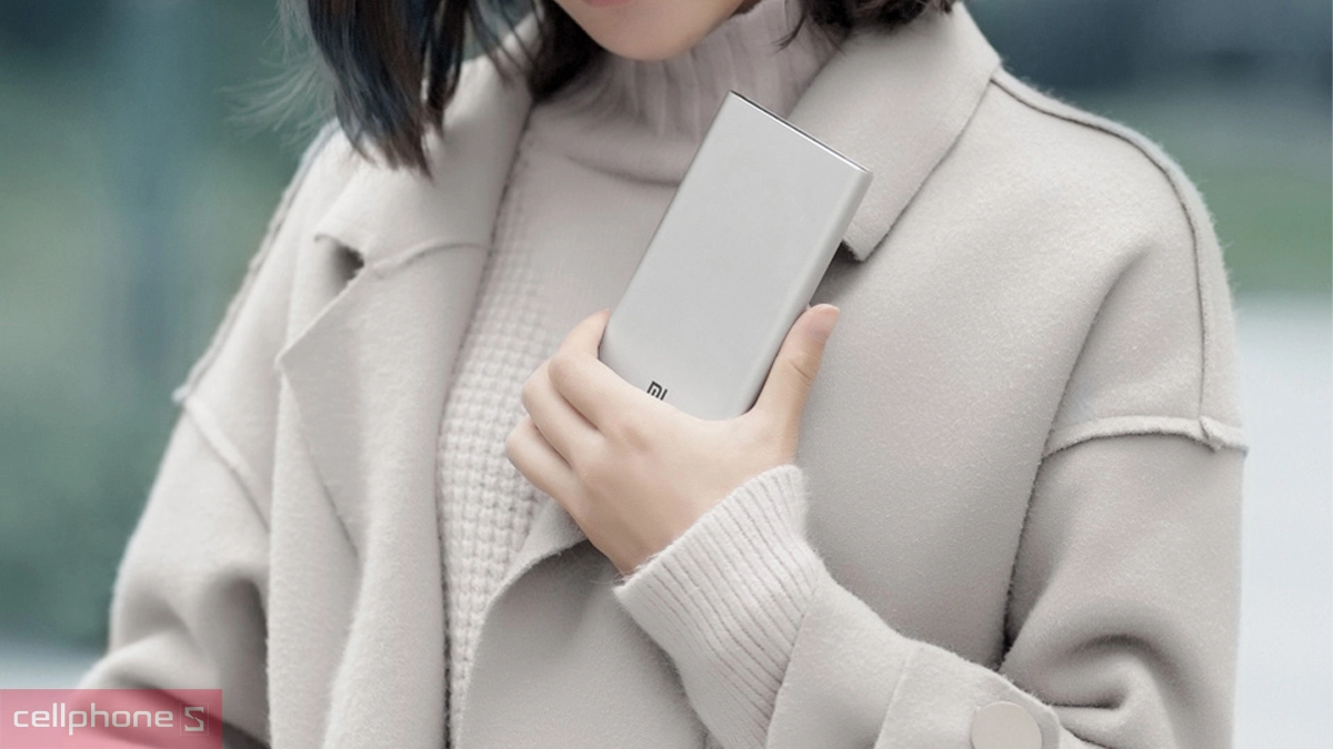 Pin sạc dự phòng Xiaomi có thiết kế nhỏ gọn