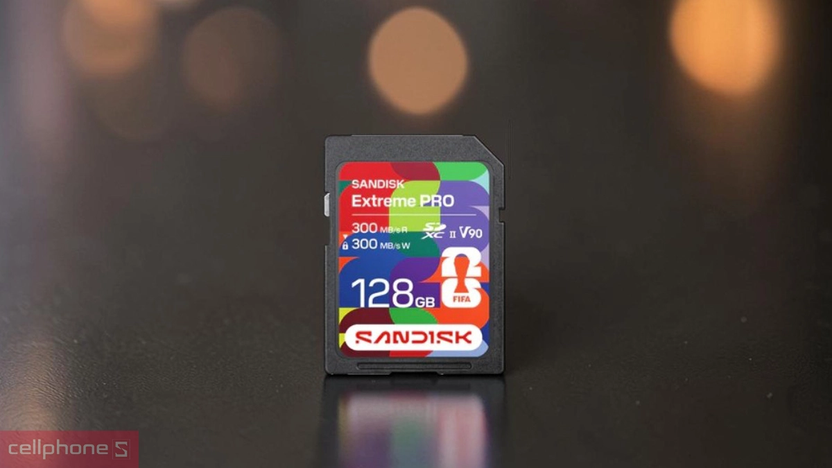 Thiết kế thẻ nhớ Sandisk CFexpress 256GB Type B Extreme Pro FIFA World Cup 2026