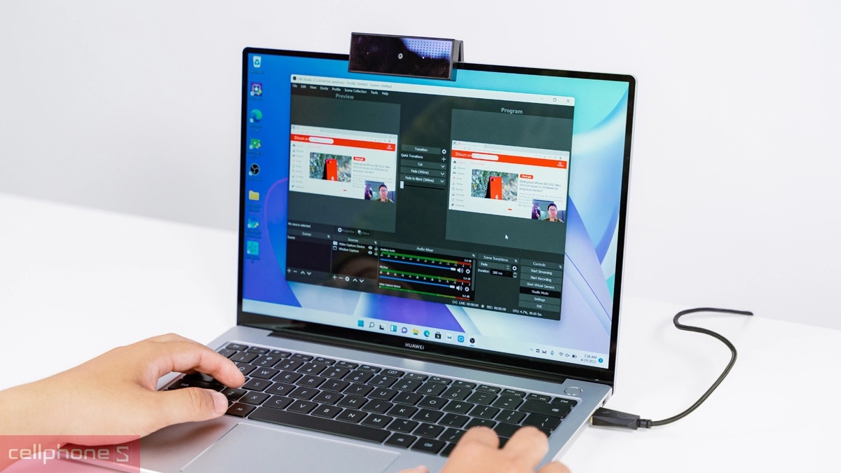 Webcam học online, họp hành