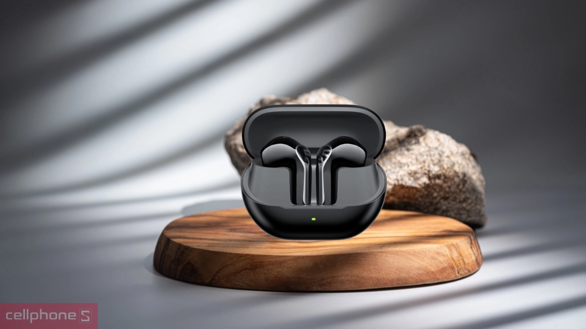 Thiết kế siêu nhẹ, thời thượng của tai nghe Bluetooth SoundPEATS Air6 HS