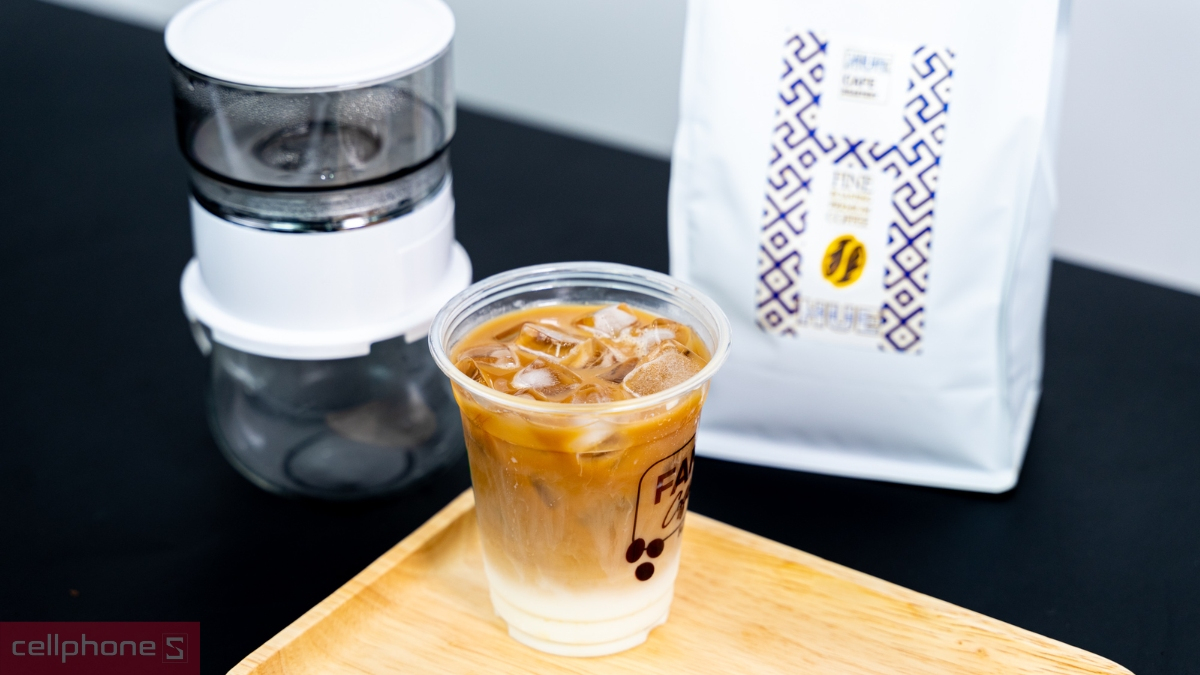 Tổ chức mini party hoặc buổi tiệc trà bánh ngắn