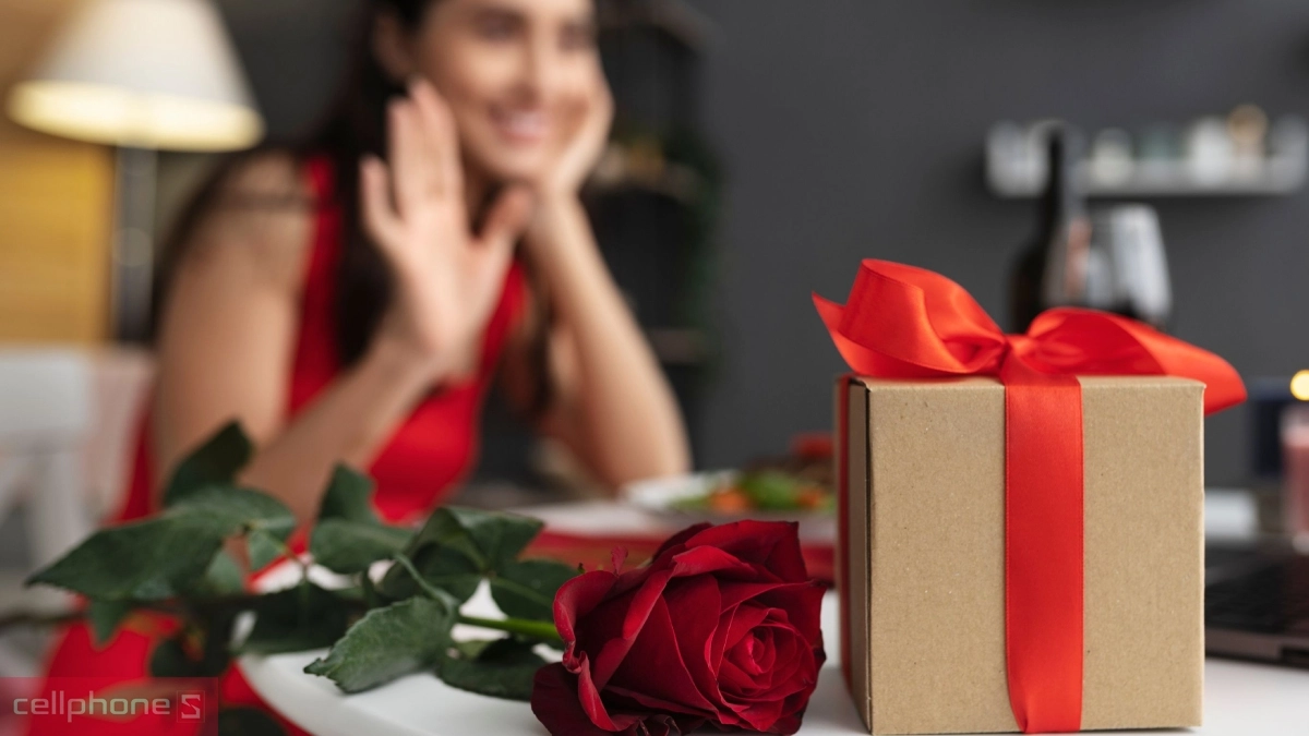 Quà 20 10 cho Người Yêu theo giai đoạn yêu