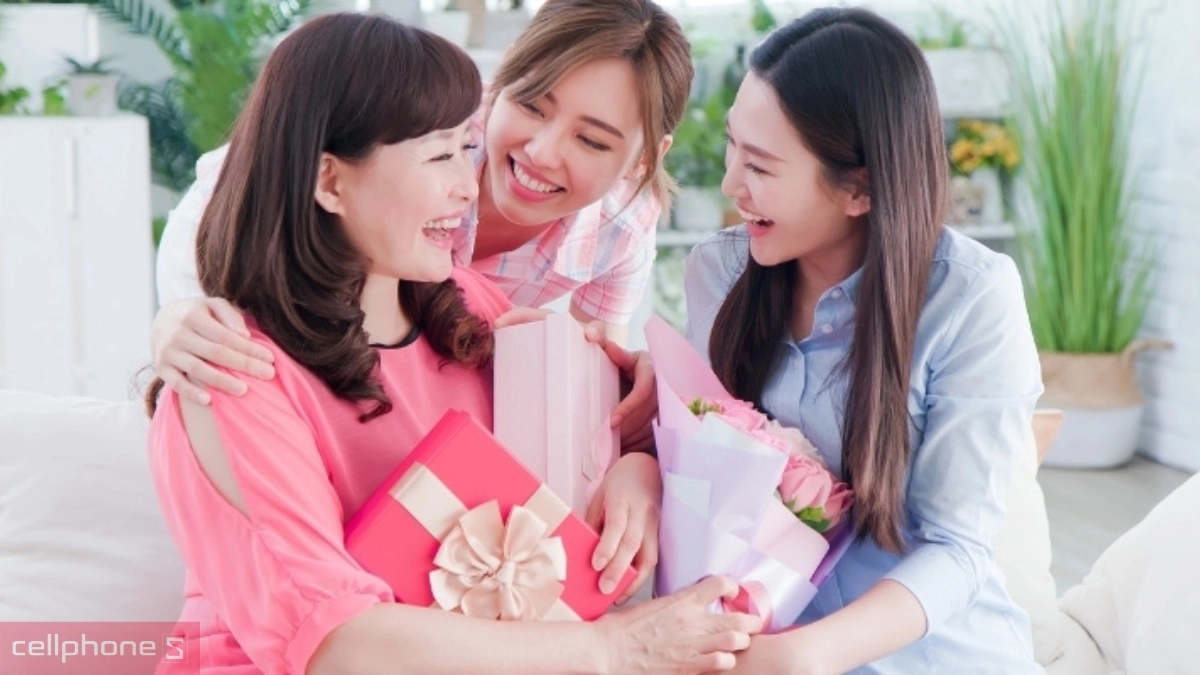 Thông điệp quà 20 10 cho Chị Gái Em Gái