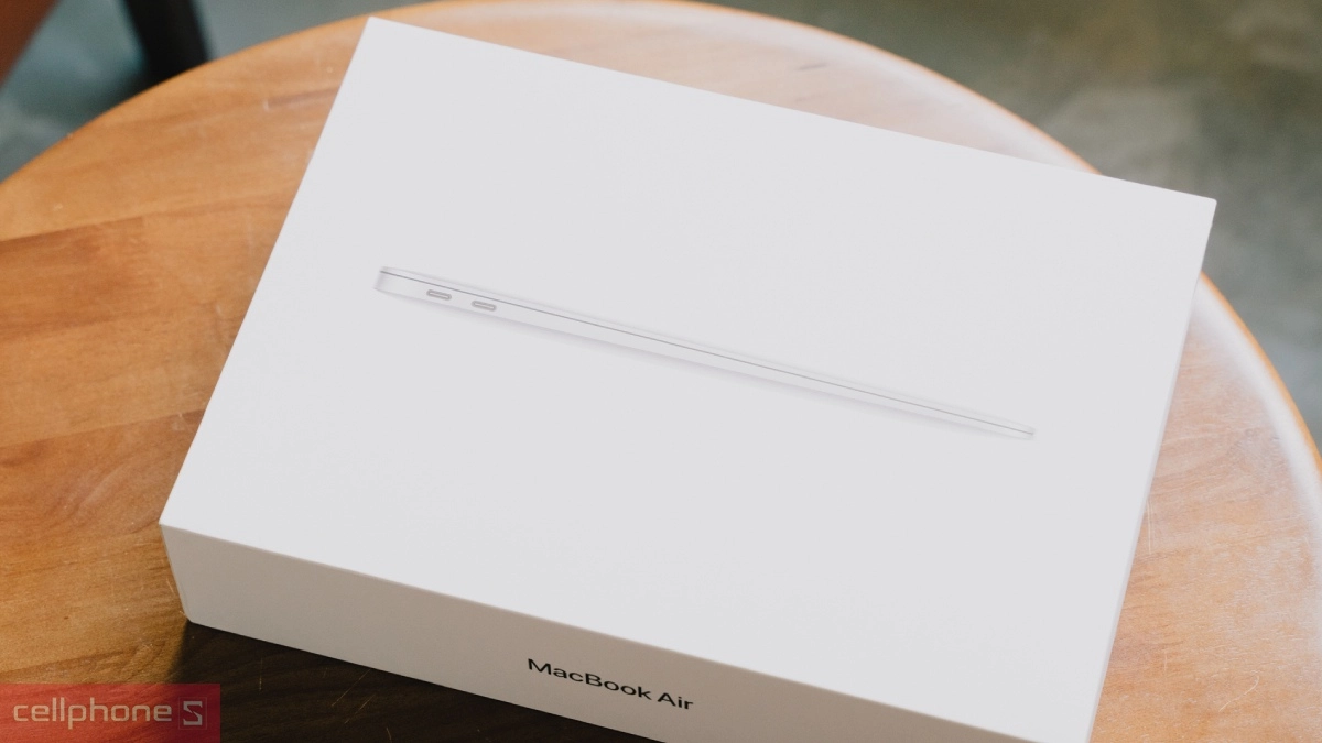 Laptop là món quà phù hợp cho dịp Sale 8/3