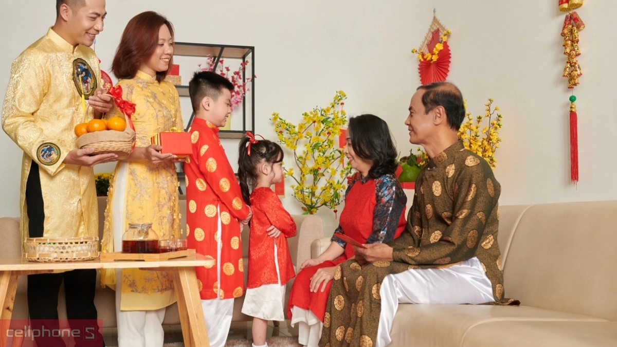 Quà Tết - lời chúc sức khỏe đầu năm ý nghĩa nhất cho ông bà