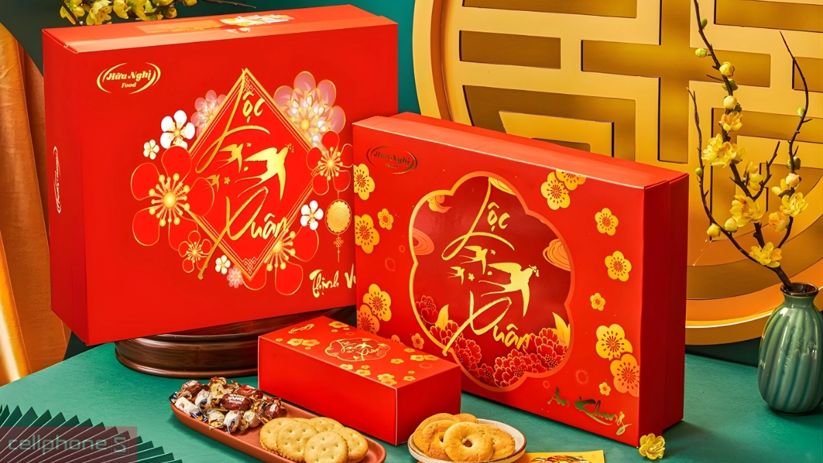Bánh mứt Tết đóng hộp sang trọng