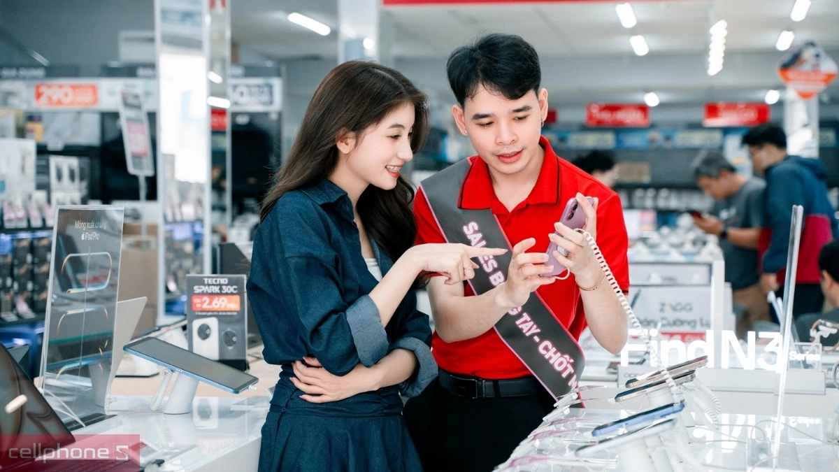 Săn ngay deal iPhone Black Friday tại CellphoneS