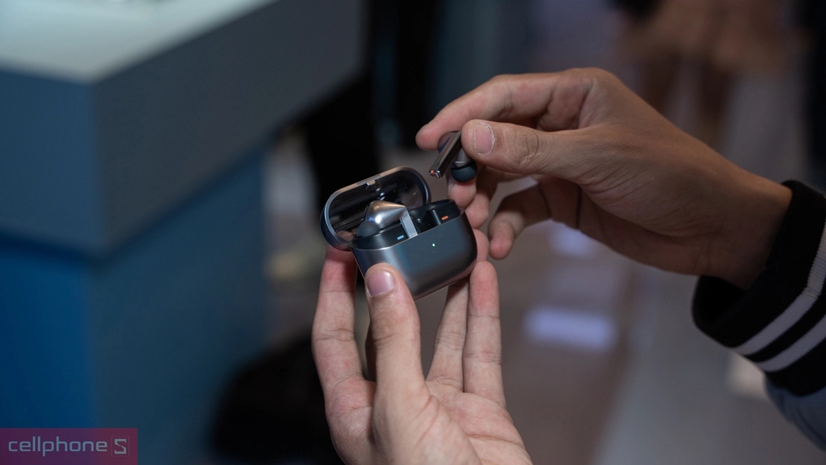 Săn tai nghe Samsung tại Black Friday