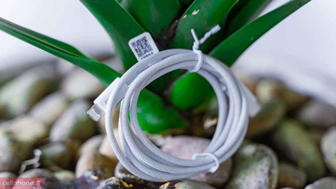 Cáp điện thoại