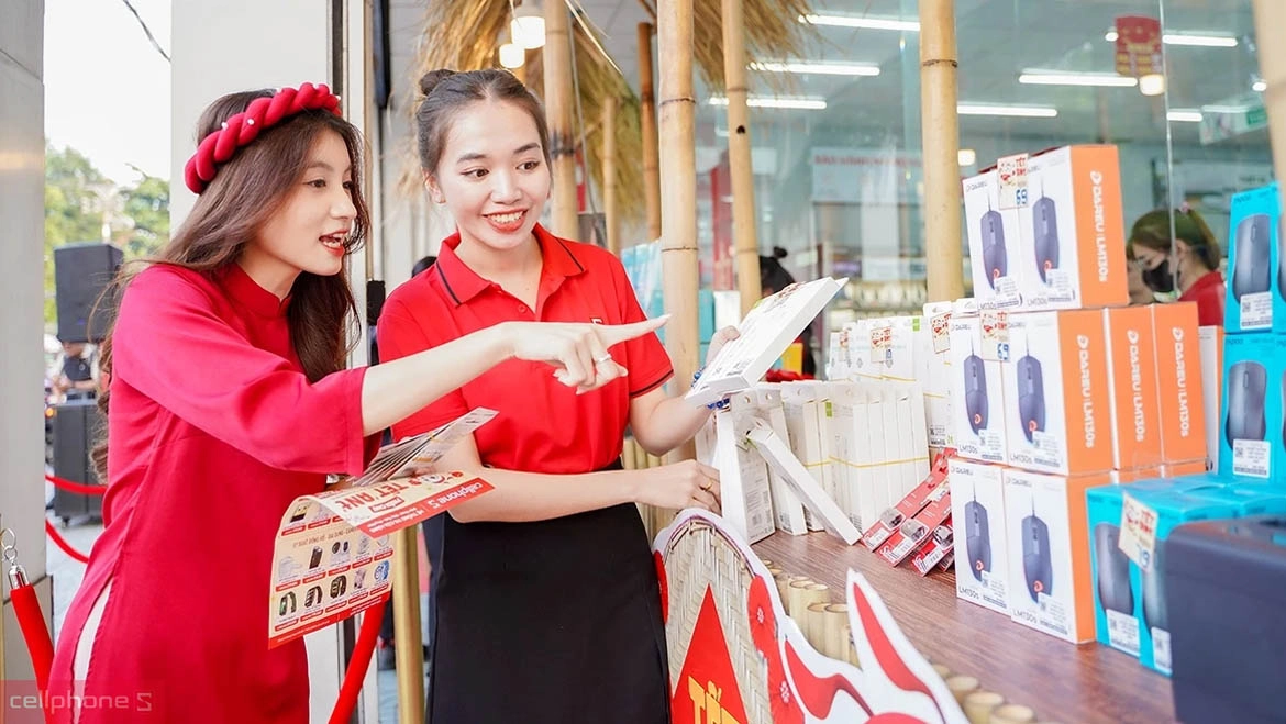 Mua quà Tết 100k chất lượng tại CellphoneS