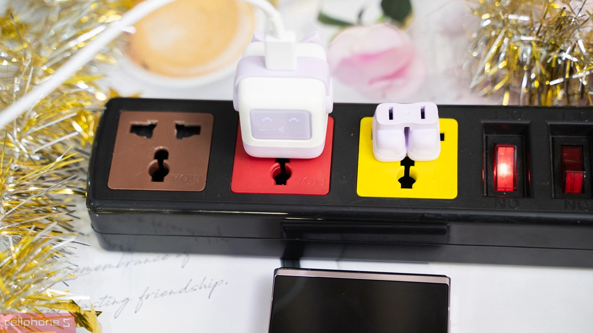 Cáp, sạc điện thoại