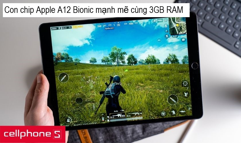 Hiệu năng tốt với con chip Apple A12 Bionic cùng 3GB RAM