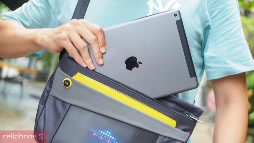Thiết kế iPad Gen 9 cũ
