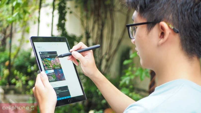 iPad Gen 9 cũ đẹp