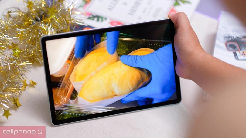 Samsung Galaxy Tab S10 FE 5G gọi video sắc nét, màn hình lớn 12.4 inch