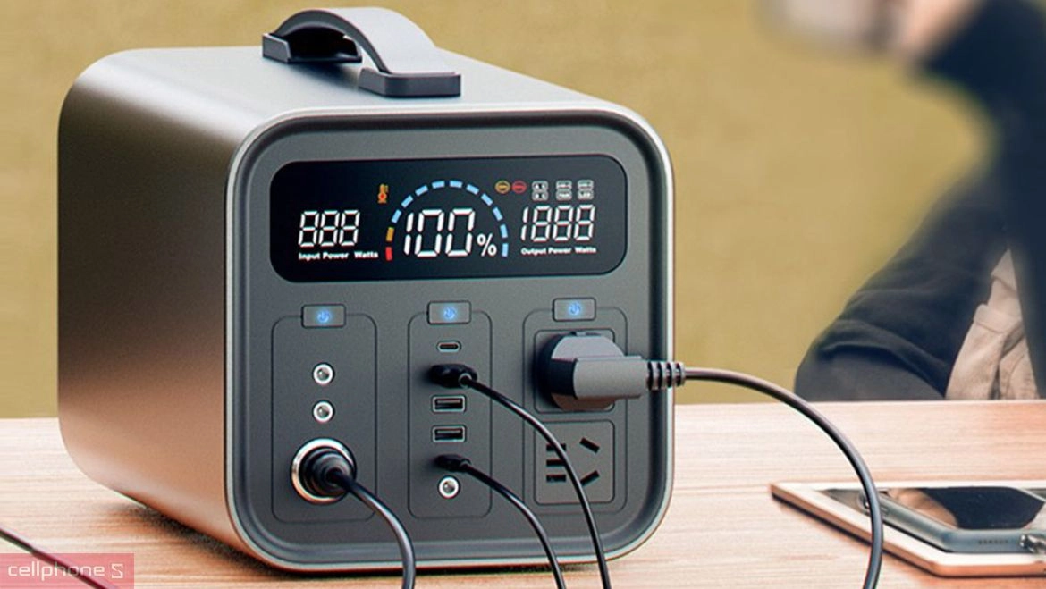 Mua trạm sạc dự phòng làm quà tặng tết công nghệ cho gia đình