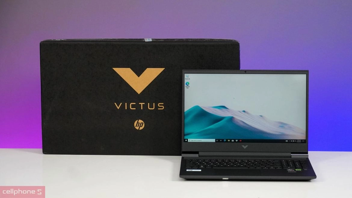 Mua laptop làm quà tết công nghệ cho gia đình