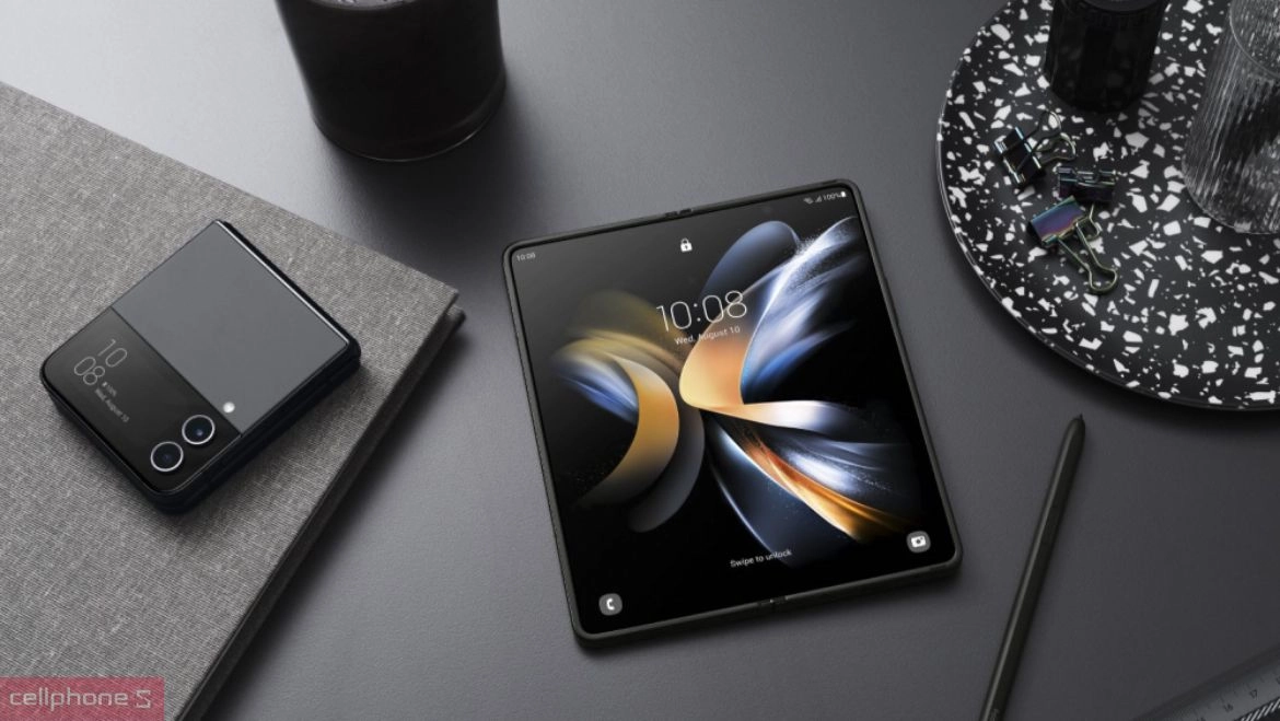 Mua điện thoại làm quà tặng tết công nghệ cho mọi người