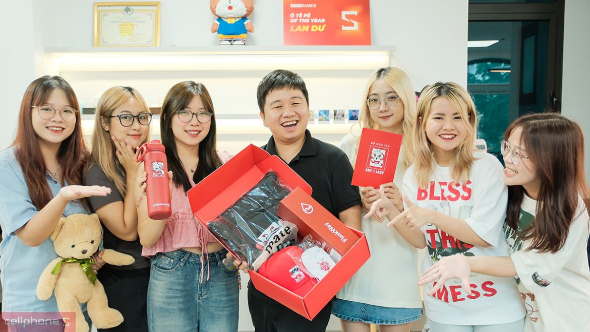 Gắn liền với thương hiệu công ty