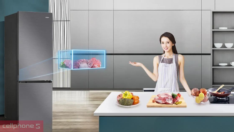 Ưu điểm bảo quản lâu hơn với ngăn đông mềm của tủ lạnh AQUA AQR-B390MA(HB) 324 lít