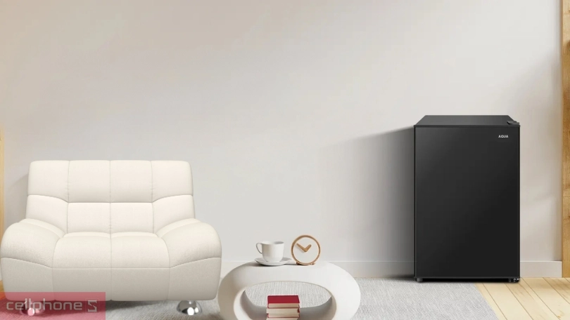 Dung tích tủ lạnh Aqua AQR-D100FA(BS) 90 lít