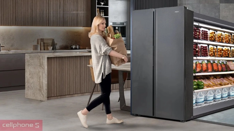 Dung tích chứa, kích thước của tủ lạnh AQUA AQR-S682XA(BL) 646 lít