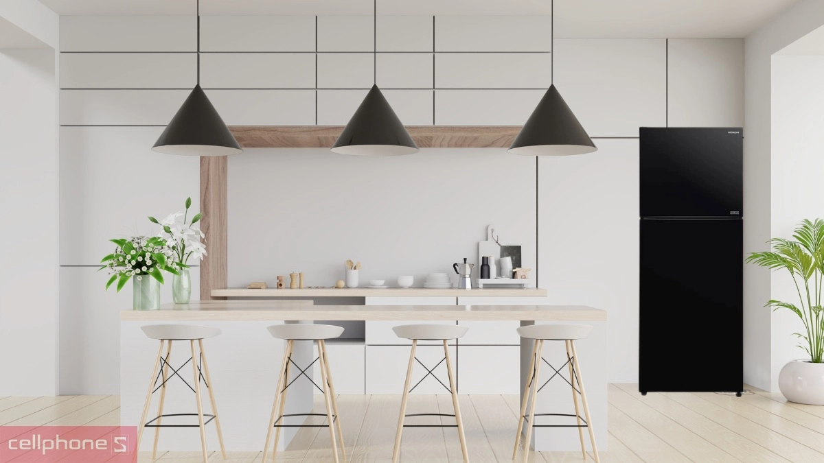 Dung tích lưu trữ rộng lớn của tủ lạnh Hitachi Inverter 349 lít R-FVY480PGV0 GBK