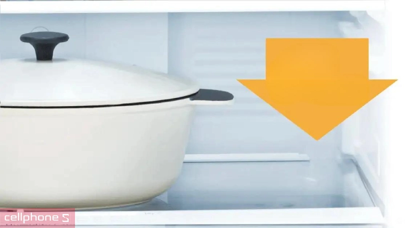 Dung tích, khay kính chịu lực hiện đại của tủ lạnh Panasonic Inverter NR-BA229PKVN 188 lít