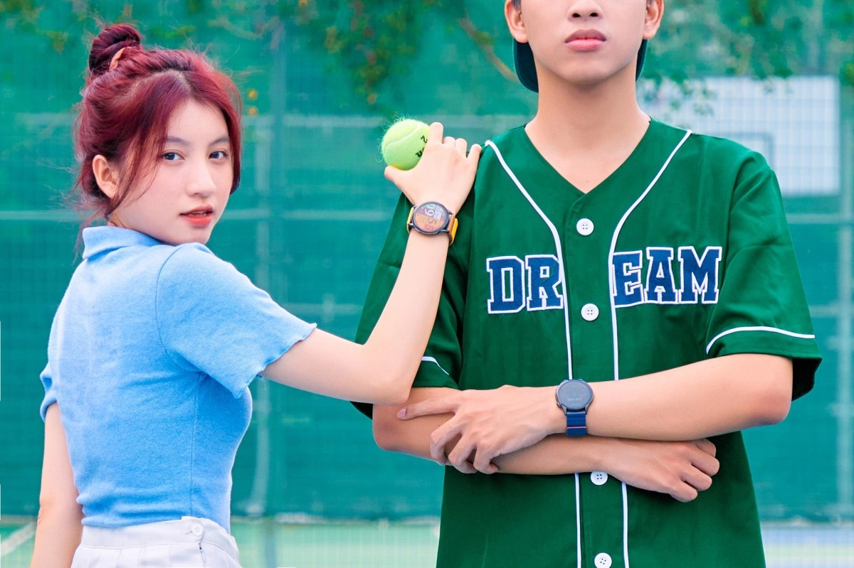 xả kho đồng hồ tai nghe tại CellphoneS