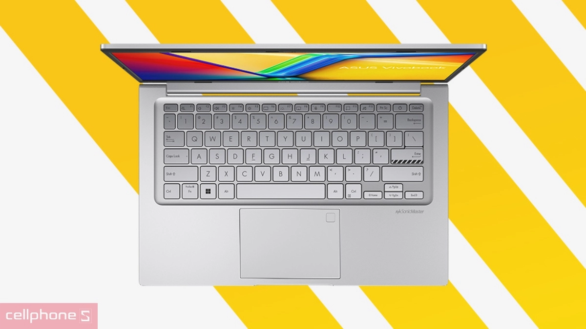 Bàn phím có hành trình phím tốt, Touchpad rộng rãi