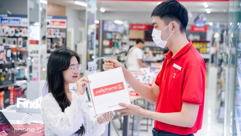 Tại sao nên mua tai nghe dưới 500k tại CellphoneS