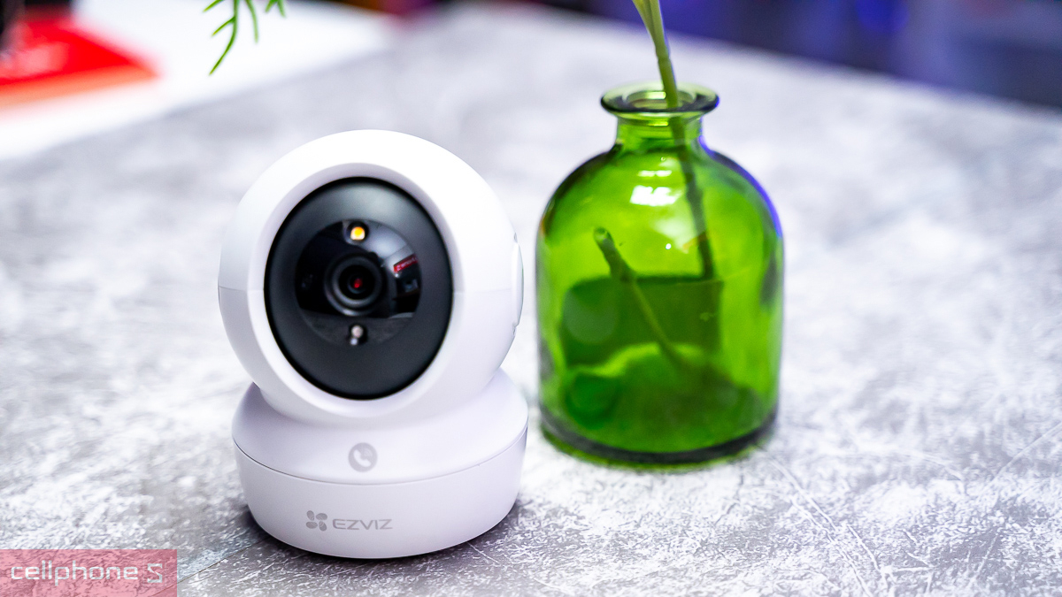 Cân nhắc giữa camera có dây và không dây