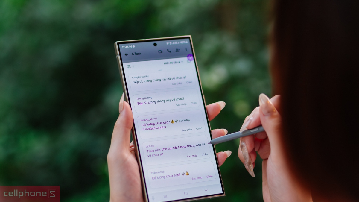 Sử dụng điện thoại Samsung Galaxy Ai tăng hiệu suất làm việc
